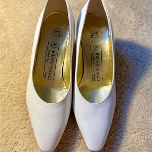 BRUNO MAGILI KITTEN HEELS